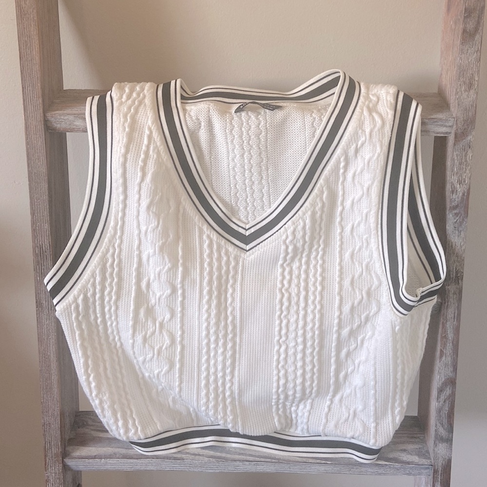 Shein Cropped Sweater Vest